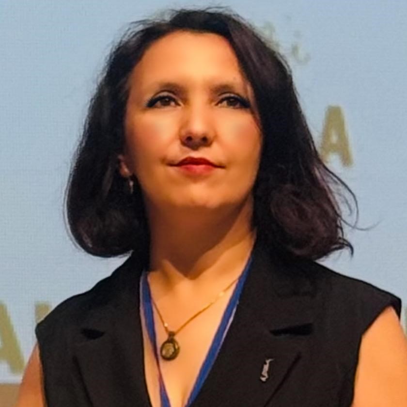 Dr. Mücella ARI